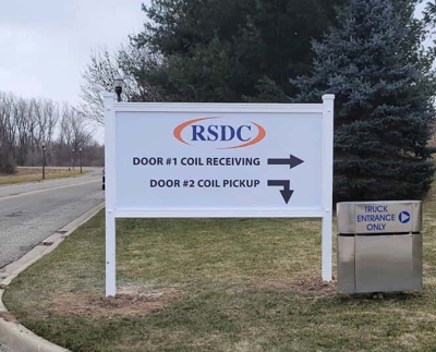 Exterior Signage Photo